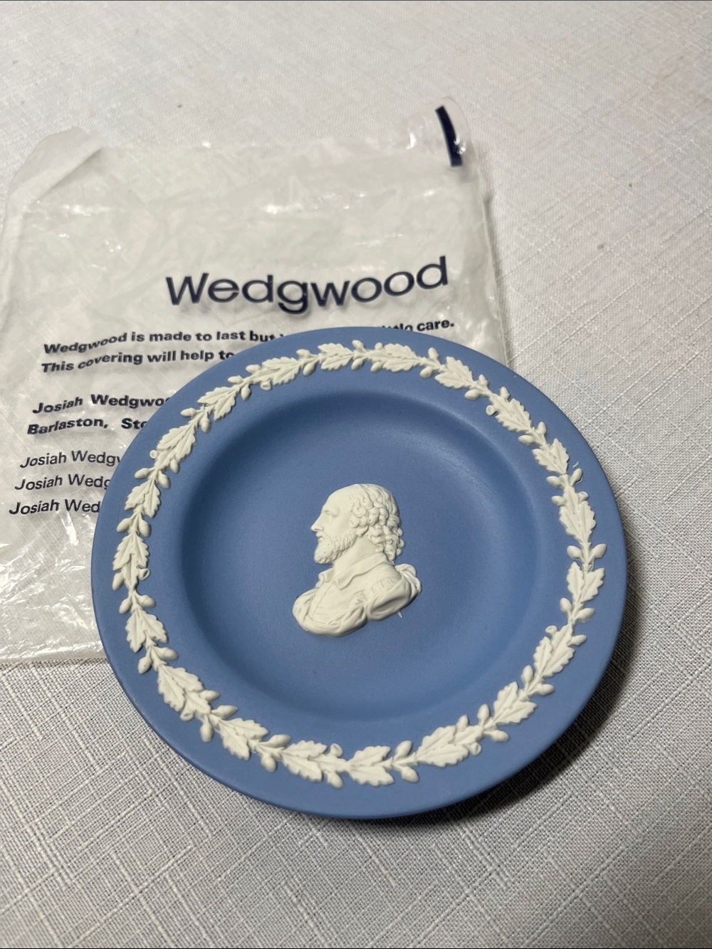 New
Wedgwood Pale Blue Jasperware Dish with White Relief Laurel Border
